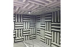 What are the effects of anechoic chamber on humans?